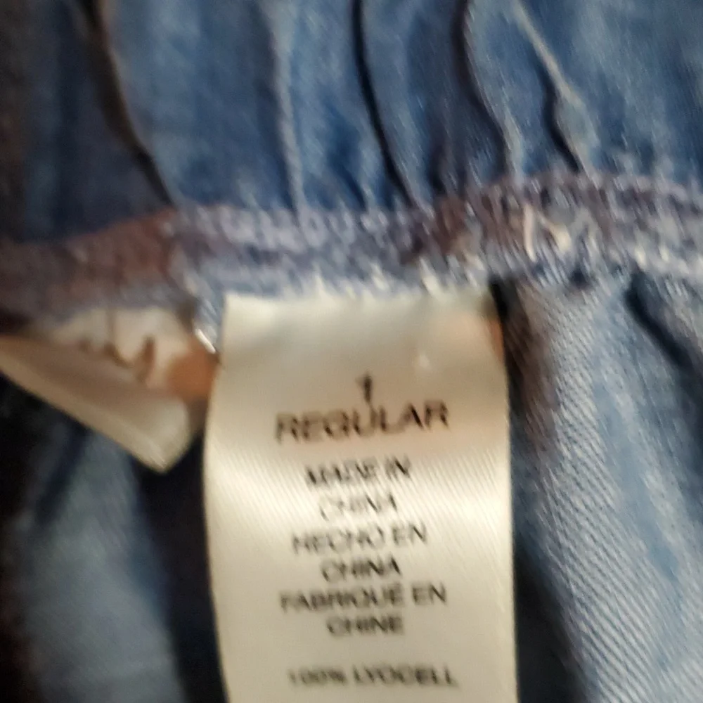 🦋PLATINUM LIGHTWEIGHT DENIM CAPRI PANTS SIZE 1 R (8) - Picture 10 of 10